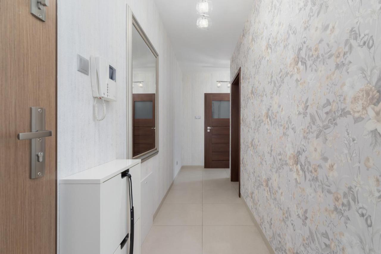 Krakow Blonia Apartment With Balcony By Noclegi Renters 외부 사진